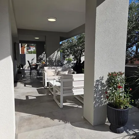 Garden Oasis - Private Garden & Free Parking *