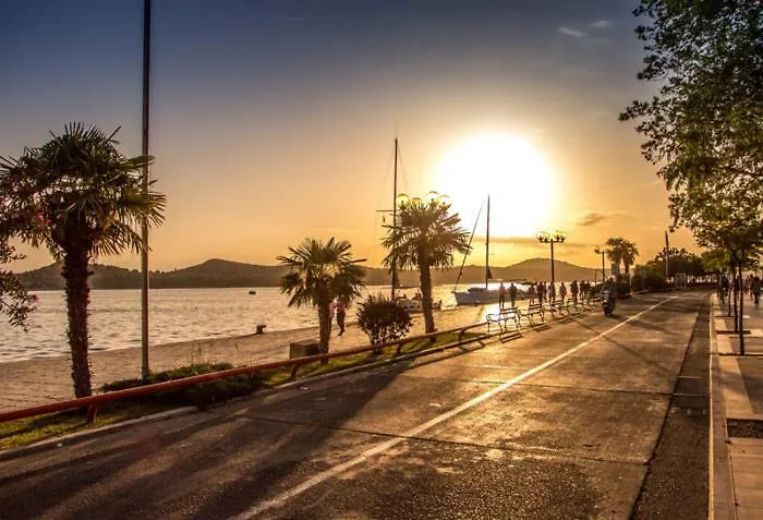 Garden Oasis - Private Garden & Free Parking *